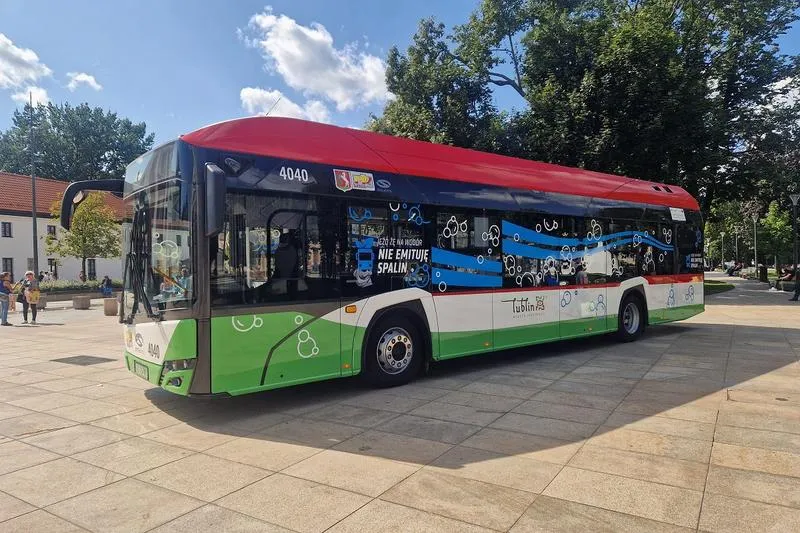 Gdzie jeździ autobus w Lublinie? Odkryj najważniejsze trasy i przystanki