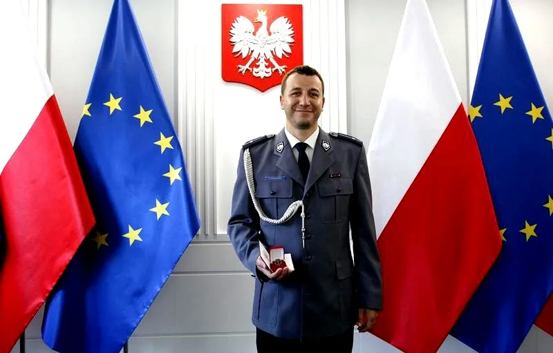 Ile wynosi pensja policjanta w Lublinie? Zarobki i dodatki