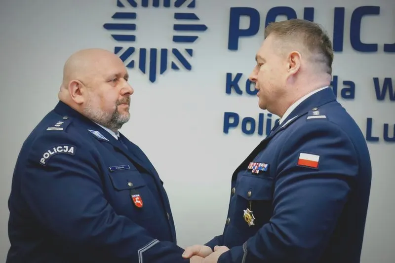 Ile zarabia policjant w Lublinie? Pensja, dodatki i realne stawki
