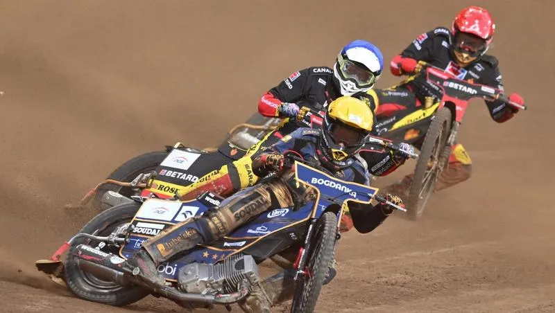 Gdzie oglądać żużel online i w TV